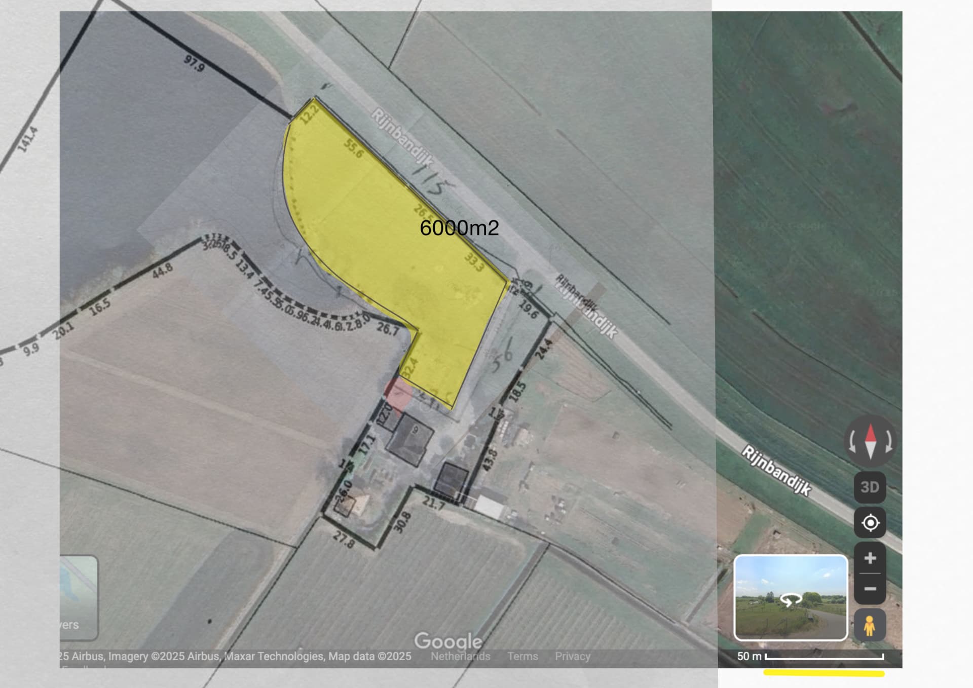 Luchtfoto met de kavel van 6000 m² langs de Rijnbandijk in geel aangegeven